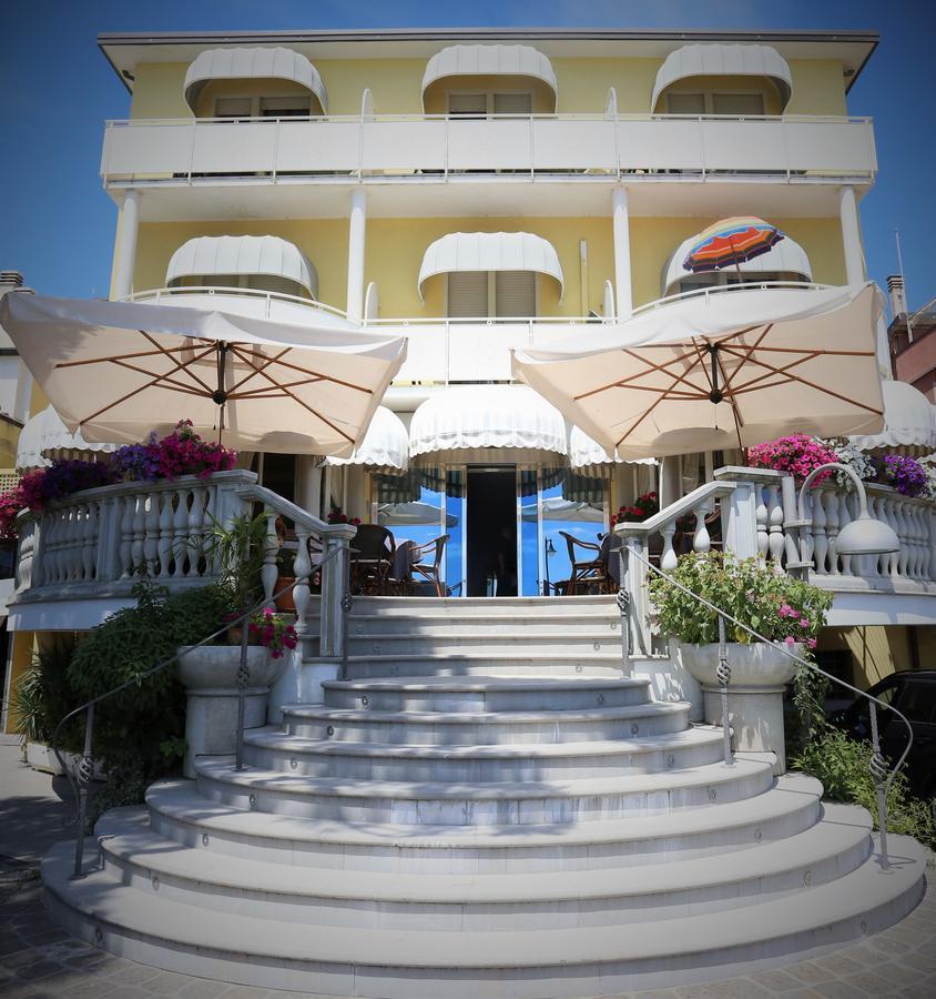 Hotel Le Lampare Caorle Zewnętrze zdjęcie
